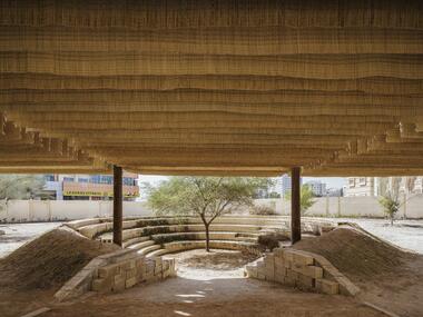 Raw Threshold 展亭 / Al Borde