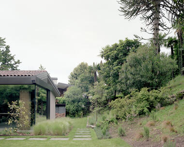 The House on the Lake / duearchitetti