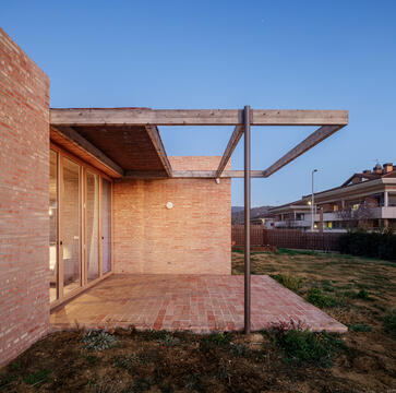 Galería de Casa LA / Alventosa Morell Arquitectes   - 9