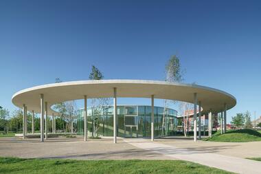 Community Pavilion / Vlad Sebastian Rusu + Studio 82
