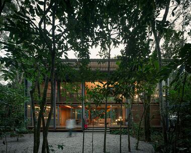 Gallery of FR House / Andrade Morettin Arquitetos Associados  - 20