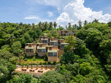 Gallery of The Quarry House  / SLIC Architecture  - 1