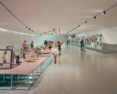 Gallery of Cesariny Exhibition / fala  - 1
