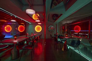 Galeria de Okkio Nguyễn Siêu Café  / Red5studio  - 3