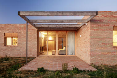 Galería de Casa LA / Alventosa Morell Arquitectes   - 8