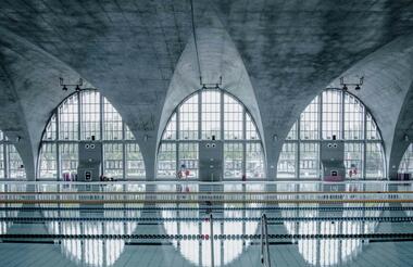 Sports Architecture: 13 Swimming Pool Designs in Contemporary Recreational Facilities