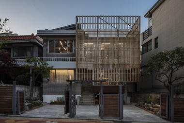 KOSOMI STUDIO / STAY Architects