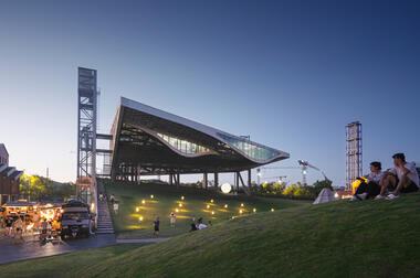 Gallery of Jingdezhen Taoxichuan Cloud Engine Energy Center / XING DESIGN  - 1