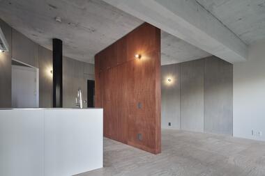 Gallery of nLDKX Apartment / ULTRA STUDIO  - 6