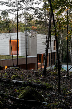 Gallery of Q8 Residence / MRDK  - 30