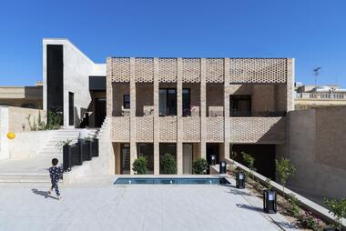 Parental House / ZIStudio