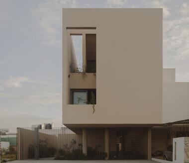 Aguilar House / Taller Segovia Molina