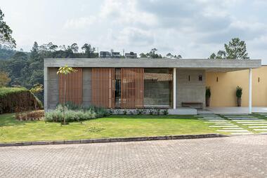 Casa Vista / OGA Arquitetura