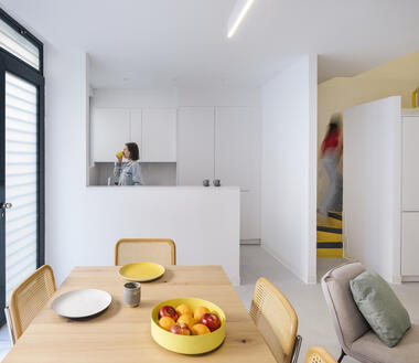 The Impact of Co-Living in Spain: 5 Projects with Multigenerational Shared Spaces