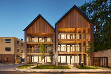Conjunto Habitacional New Frontiers Aboriginal / LGA Architectural Partners