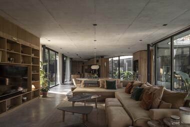 Gallery of X House / Estudio Geya  - 5