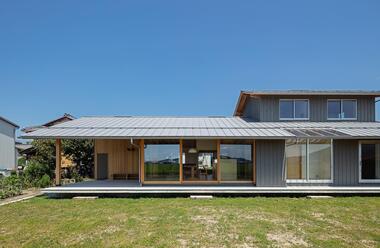 Casa en Koto / Uno Architects