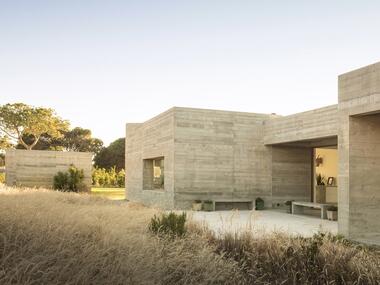 Meco’s House  / DNSJ.arq