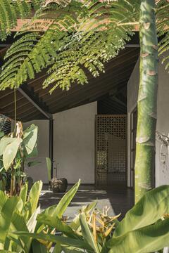 Gallery of Courtyard House / 23 Degrees Design Shift  - 21