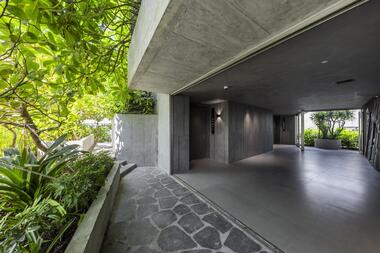 Gallery of M Hotel / Ho Khue Architects  - 15