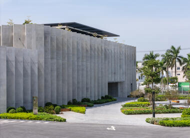 Huy Hoang Lock Factory / Baumschlager Eberle Architekten