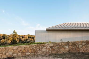 Gallery of House in Serra do Louro / Cimbre  - 11