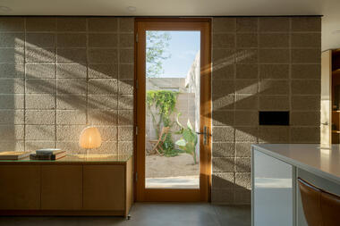 Gallery of The Hideaway on Palm / Benjamin Hall Design  - 4
