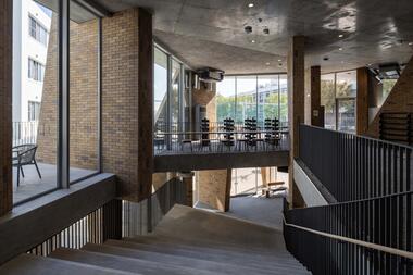 Gallery of Shonan Institute of Technology High School Library / kousou + Fukei Co.  - 12