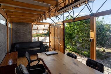 Gallery of Artist Studios and Creative Workspaces: 8 Latin American Projects that Blend Work, Living, and Exhibition Spaces  - 4