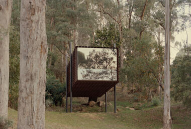 Casa del Árbol Sawmill / Robbie Walker