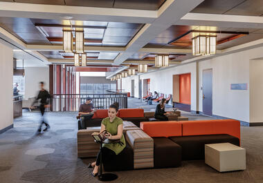 Galeria de Escola de Música da Universidade DePaul Holtschneider Performance Center / Antunovich Associates  - 13