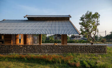 Casa Baan Sao Yong Hin / Housescape Design Lab