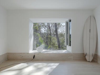 Gallery of Window, Window, Window House / panovscott  - 14