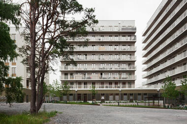 Housing in Uppsala / Jägnefält Milton