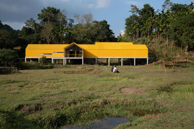 Unidad de Procesamiento de Yaca y Centro Comunitario / atArchitecture