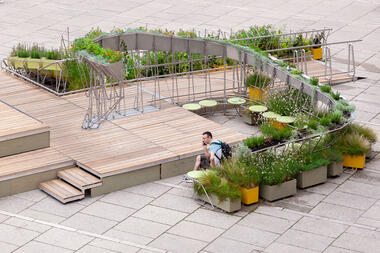 Instalación Urban Green Island / OpenFields
