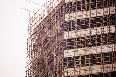 Gallery of From Common Sight to Cultural Symbol: The Rise and Decline of Bamboo Scaffolding in Hong Kong  - 5