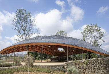 Heilongtan Dome Sala de música / Studio Dali Architects
