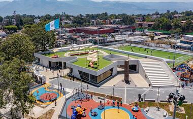 Parque de la Paz Carlos 