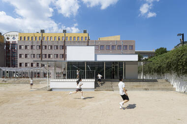 Mirae High School of Science & Technology Cafeteria Extension  / Bare Ground Architects