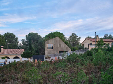 Casa CG / Alventosa Morell Arquitectes 