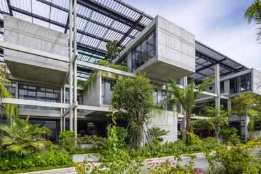Textile Factory Office / Ho Khue Architects