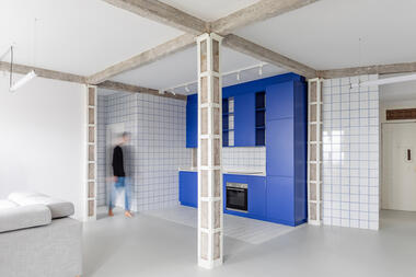 RV House / BIAN