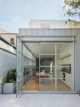 Hugo’s House / Ian Moore Architects
