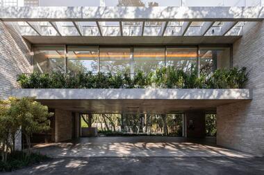 House Pedra / Marcos Bertoldi Arquitetos