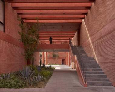 Estadio Atlas Academia / Sordo Madaleno Arquitectos