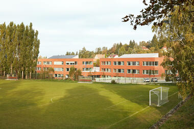 Frič Brothers Elementary School / Atelier 6