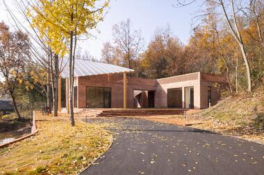 Sui County Hemei Center / UP Architecture