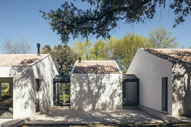 Gallery of House among Oaks / More&Co  - 2