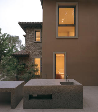 Gallery of House M  / Atelier About Architecture  - 31